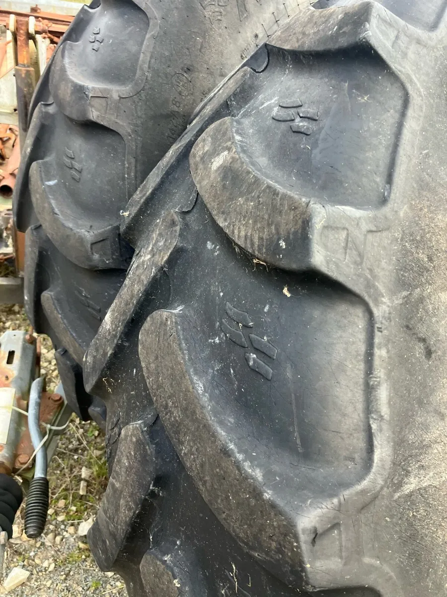 Tractor tires - Image 3