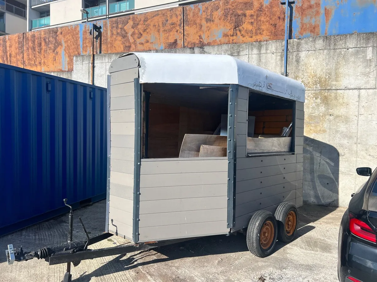Partial Converted Horse Box - Image 1