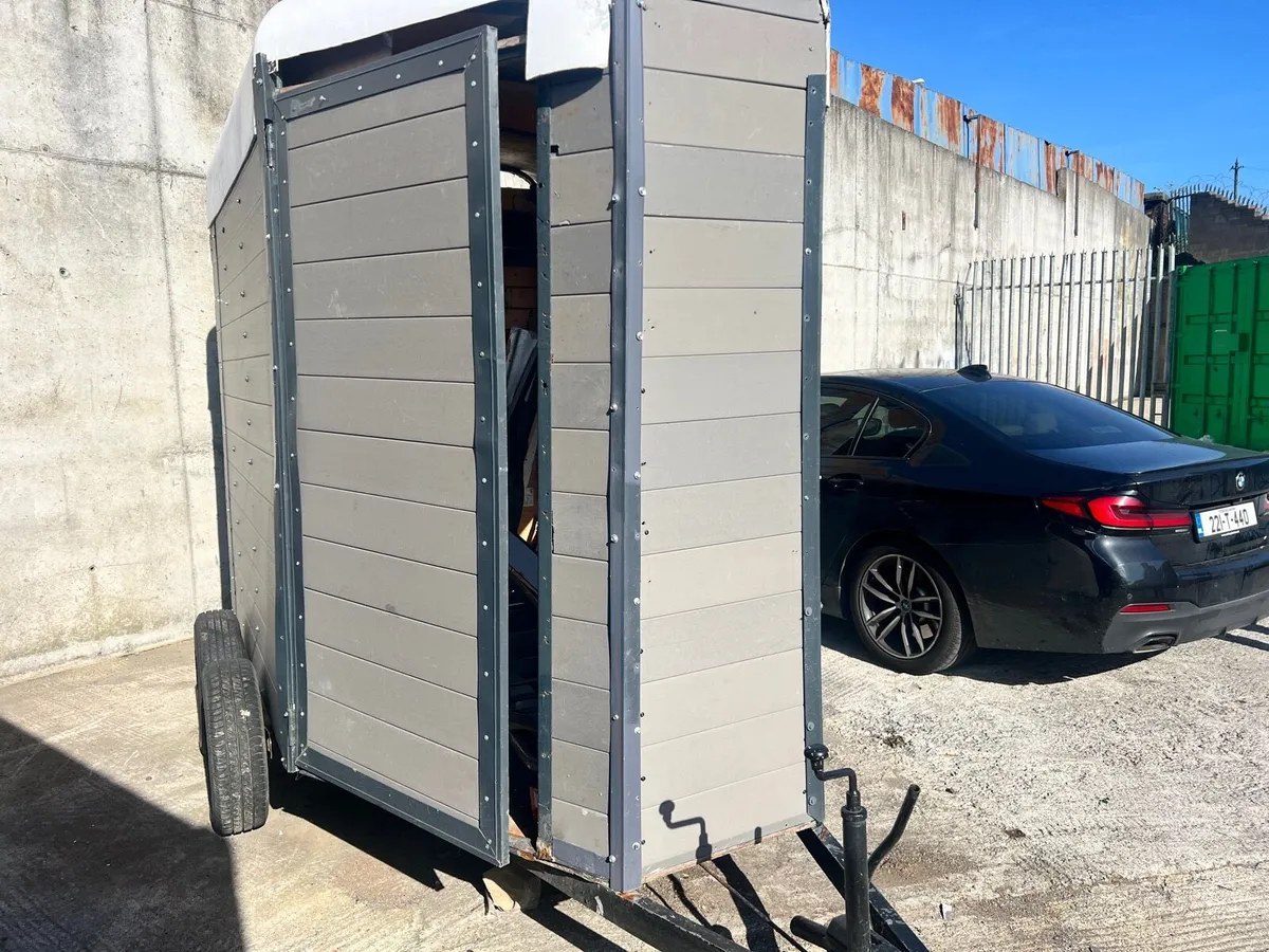 Partial Converted Horse Box - Image 3