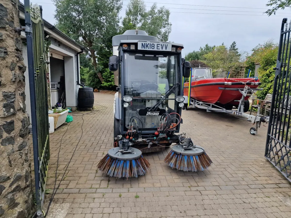 Hako Citymaster 1250 Plus Roadsweeper Road sweeper - Image 4