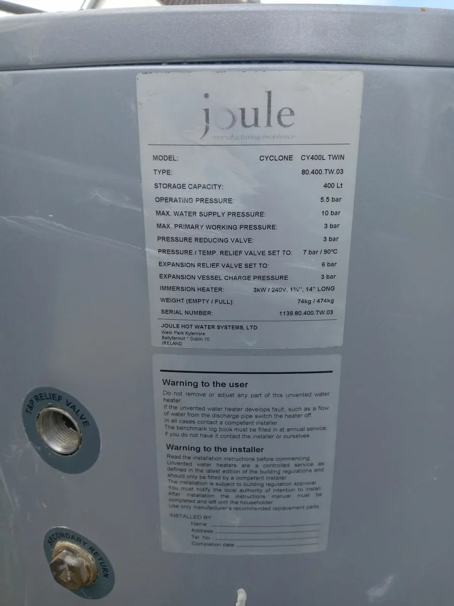 Hot water cylinder - Image 3