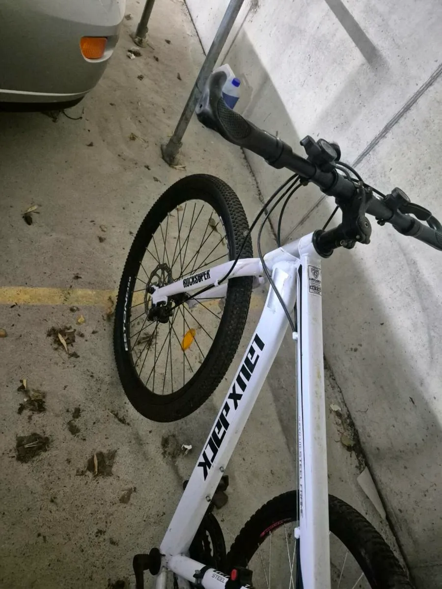 MOUNTAIN BIKE (26 inches)FOR SALE - Image 3