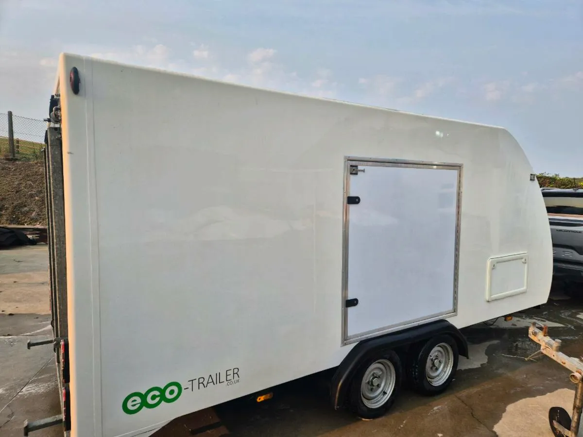 Race Shuttle - Image 1