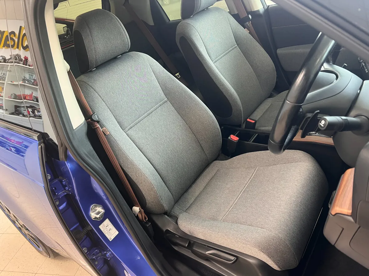 Honda E A unique opportunity to own one of the rar - Image 4