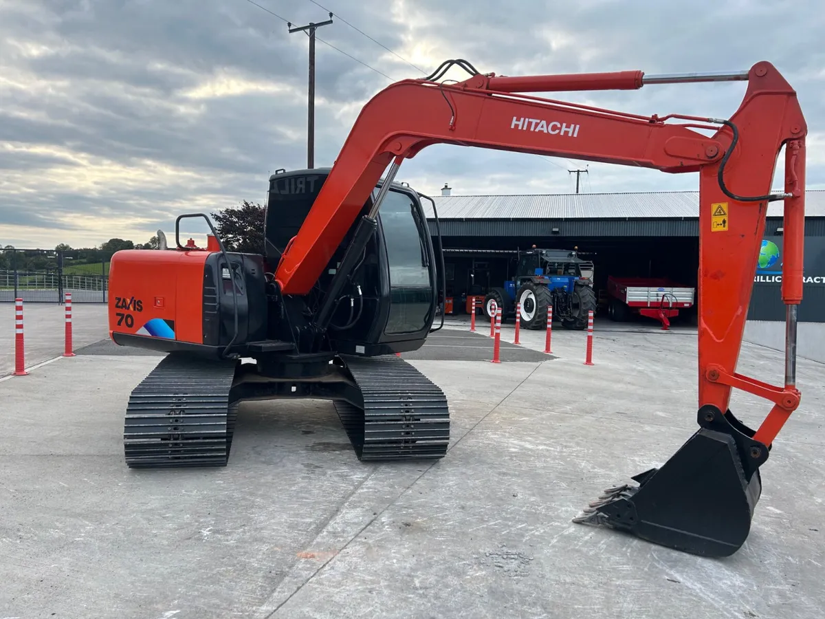 (2014) Hitachi Zaxis 70 With Wide Tracks - Image 1