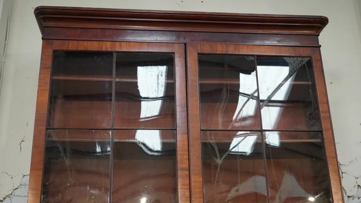 Early Victorian Mahogany Library Bookcase – 324 cm - Image 3