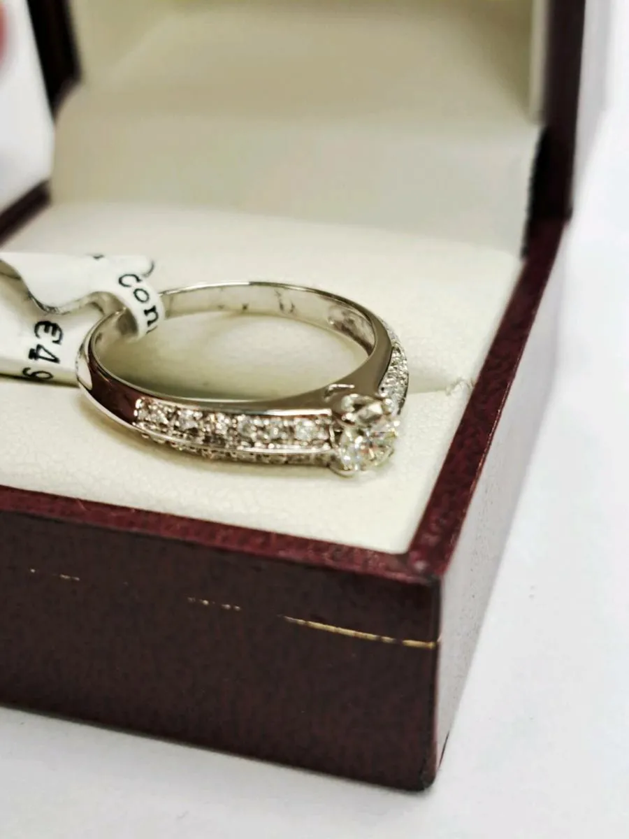18K White Gold Diamond Ring 18CT - Image 3