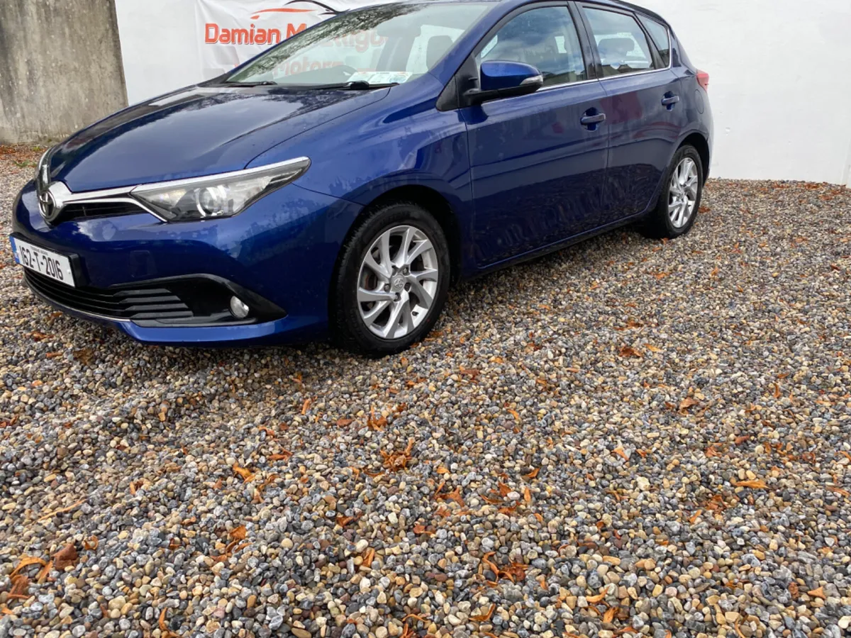 2016 Toyota Auris - Image 3