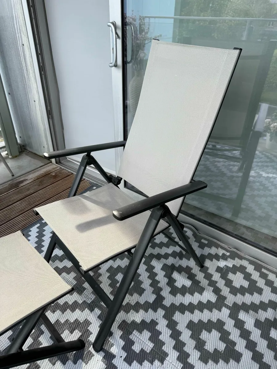2 Reclinable Outdoor Chair + 2 Benches - Image 4