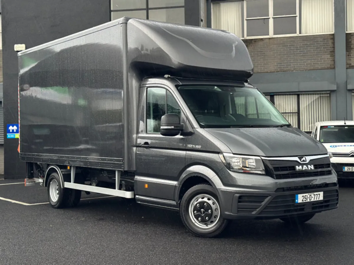 BOXBODY VAN TGE 5-160 DHOLLANDIA TAILIFT - Image 1