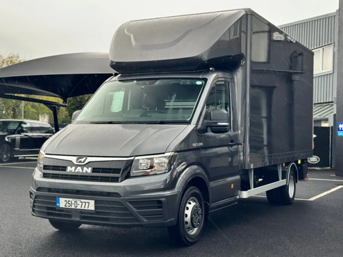 BOXBODY VAN TGE 5-160 DHOLLANDIA TAILIFT - Image 4
