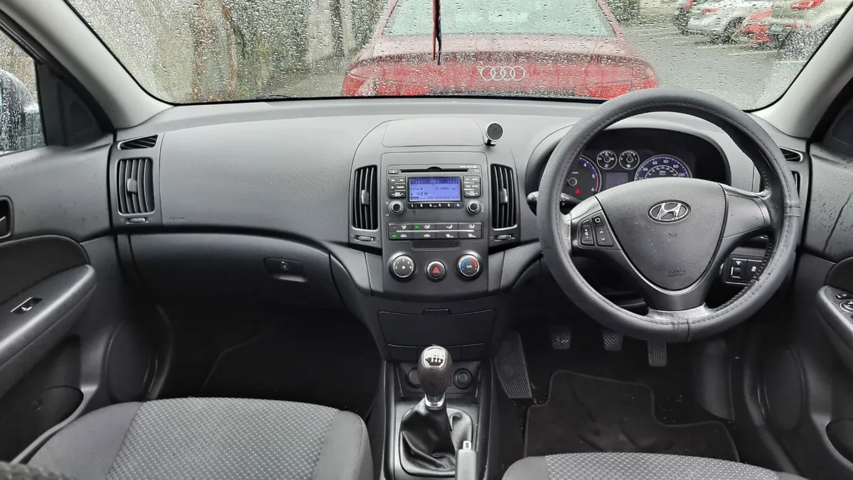 Hyunday i30 2012 1.6 diesel Fresh nct low milage - Image 4