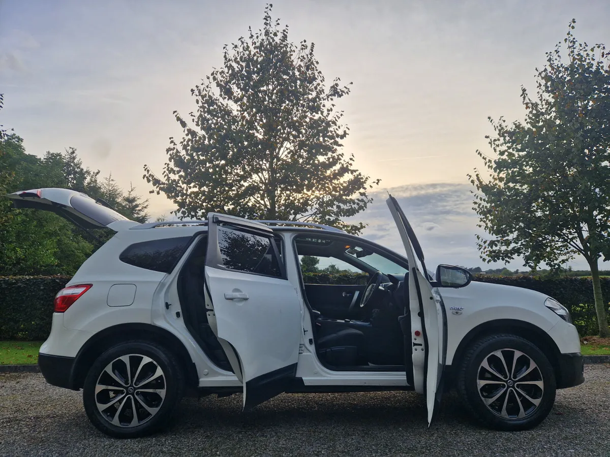 Qashqai N-TEC +2, PAN R,4x4, 7 SEATS, 2YR WARRANTY - Image 2