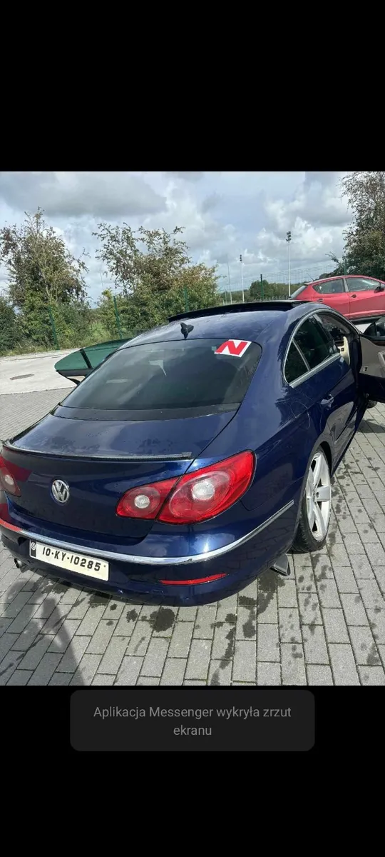 Volkswagen Passat 2010 - Image 4