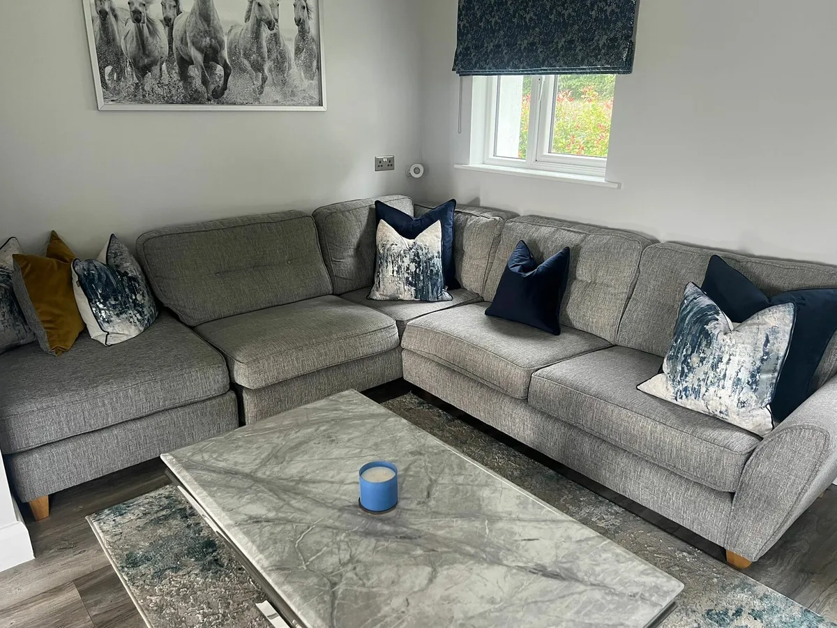 Sofa - Image 2