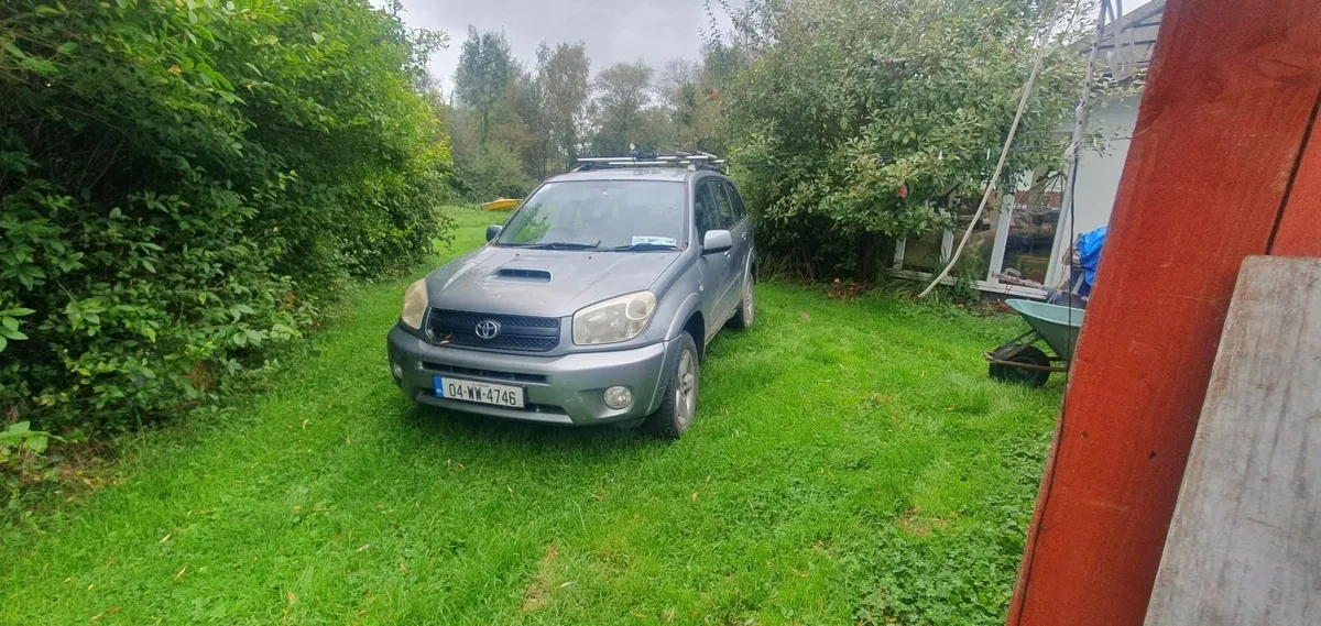 Toyota RAV4 2004 - Image 3
