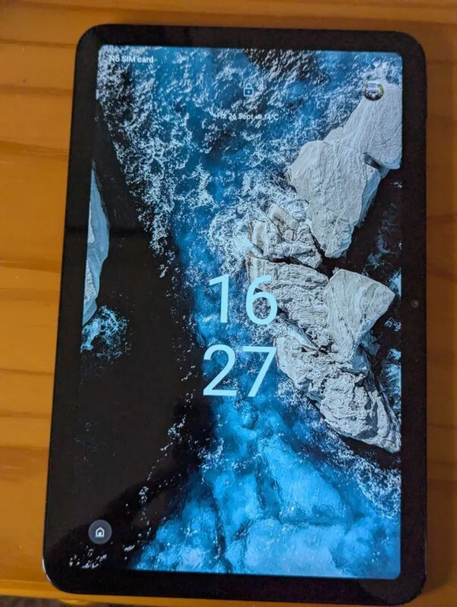 Nokia T20 tablet with sim and WiFi option - Image 1