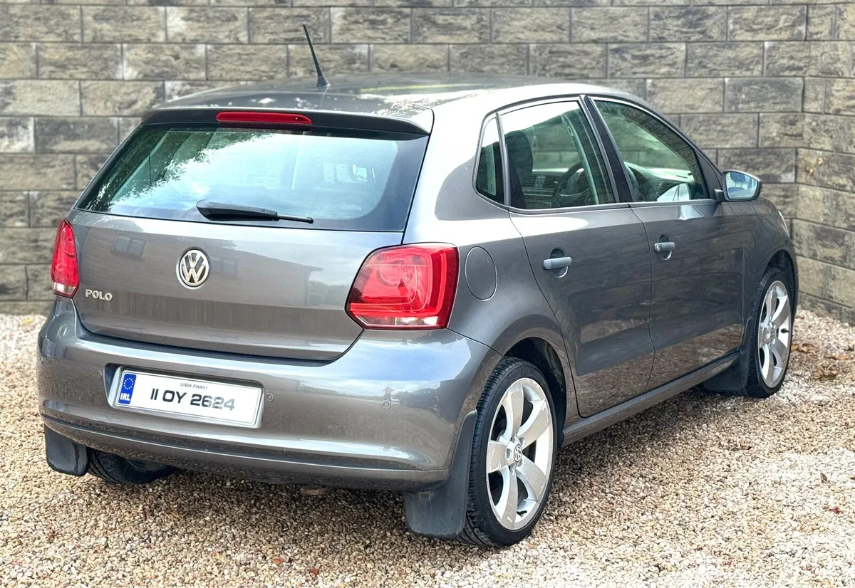 2011 Volkswagen polo - Image 4