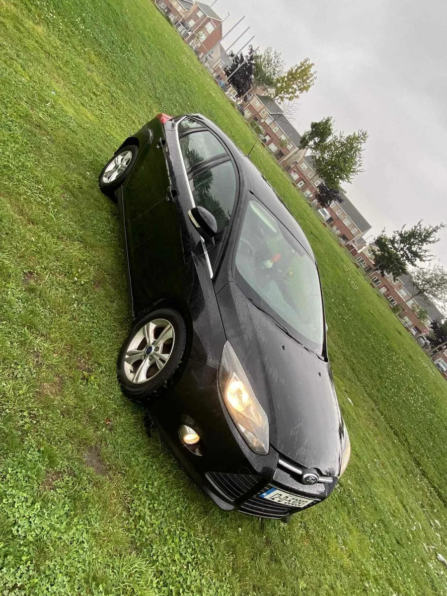 Car - Image 3