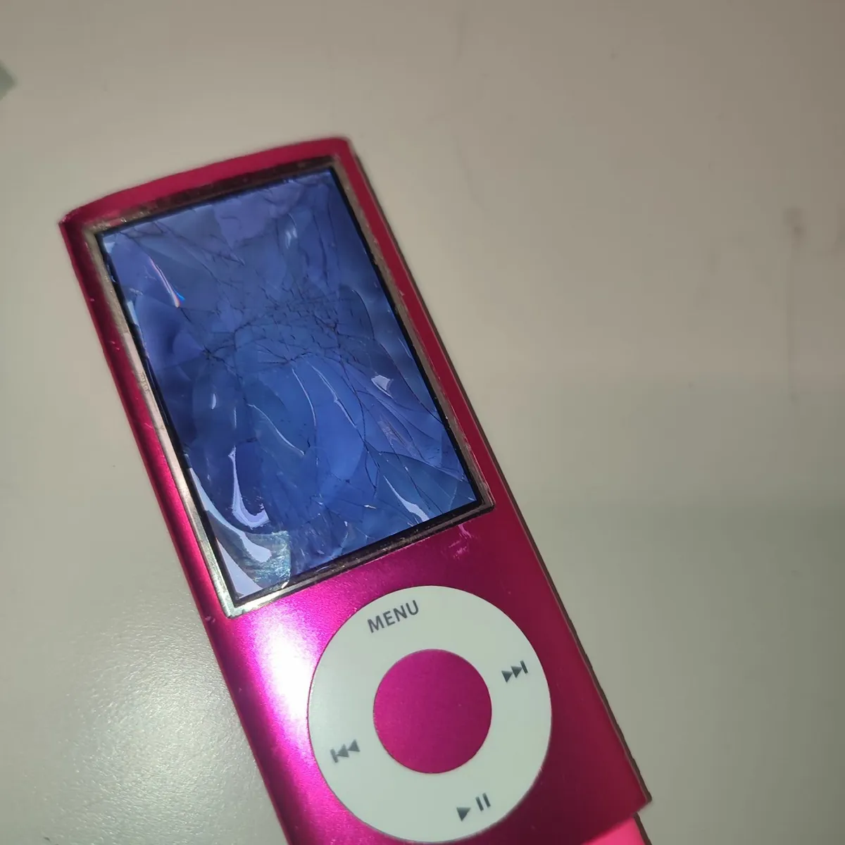 Collection of Broken Ipods ? not working spares - Image 2