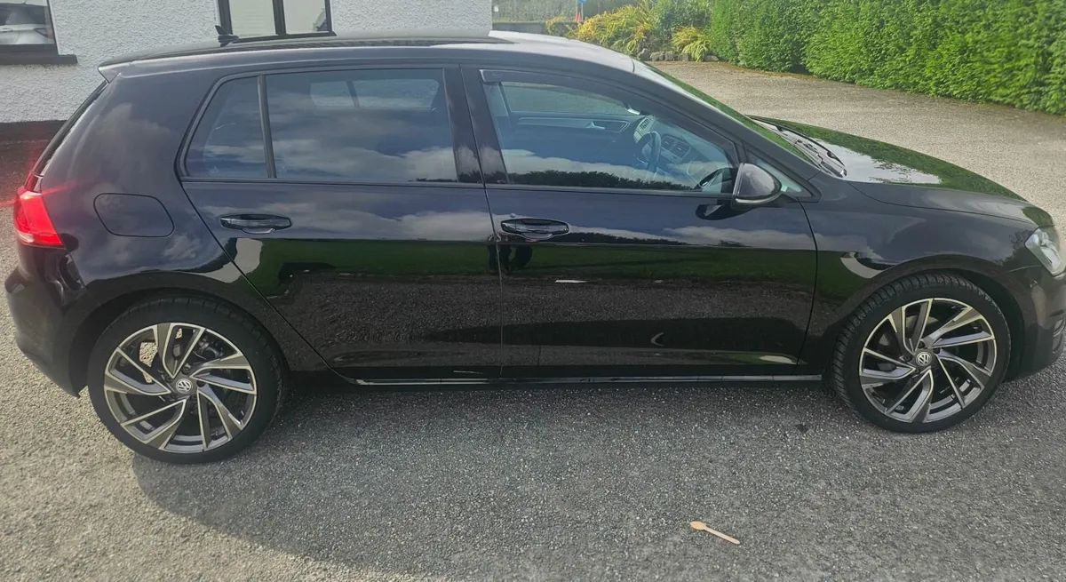Volkswagen Golf 2016 - Image 1