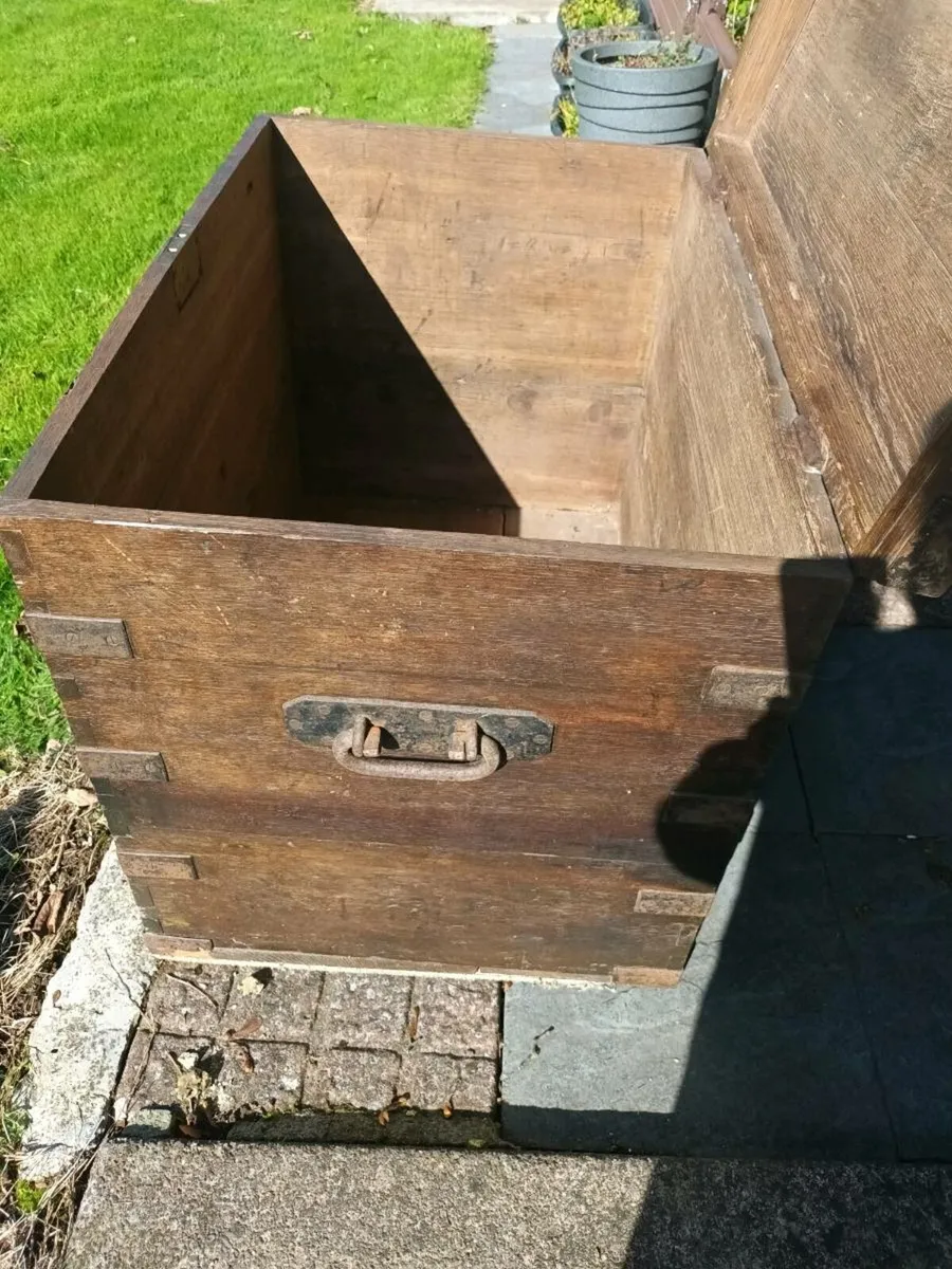 Campaign chest - Image 4