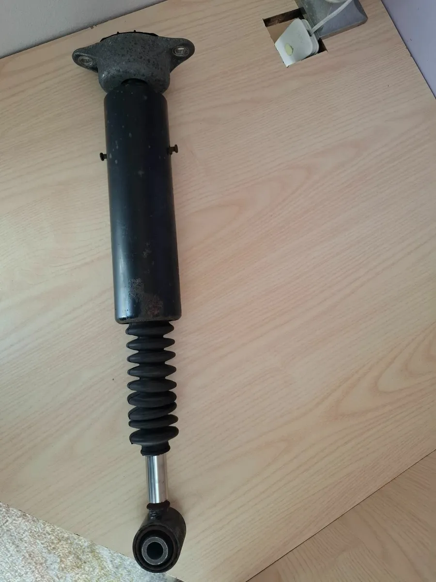 Volvo Rear Shock Absorber Sachs 31302604 - Image 4