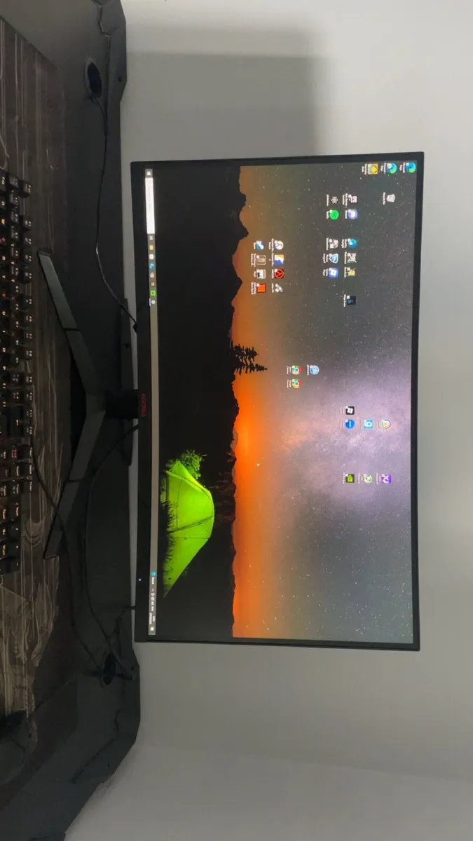 144hz 1440p Gaming Monitor 24inch Curved - Image 1