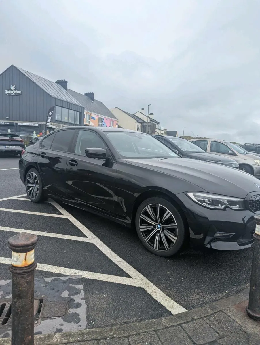 Car - Image 3