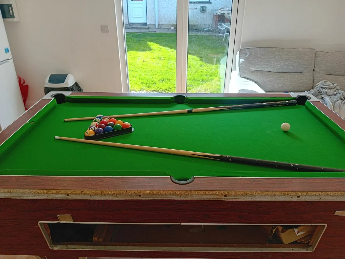 Pool table - Image 4