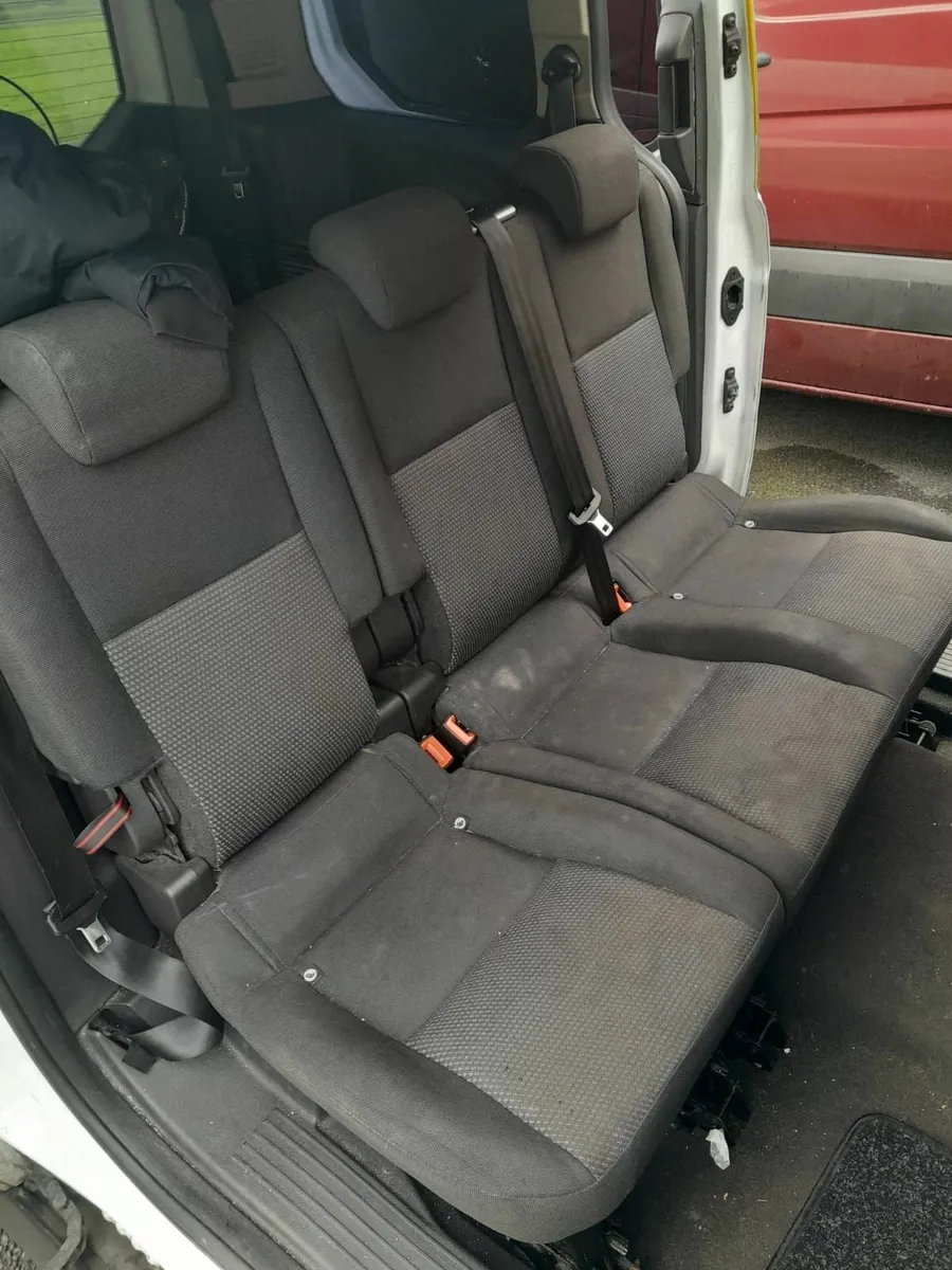 Ford Tourneo Connect 2015 - Image 4