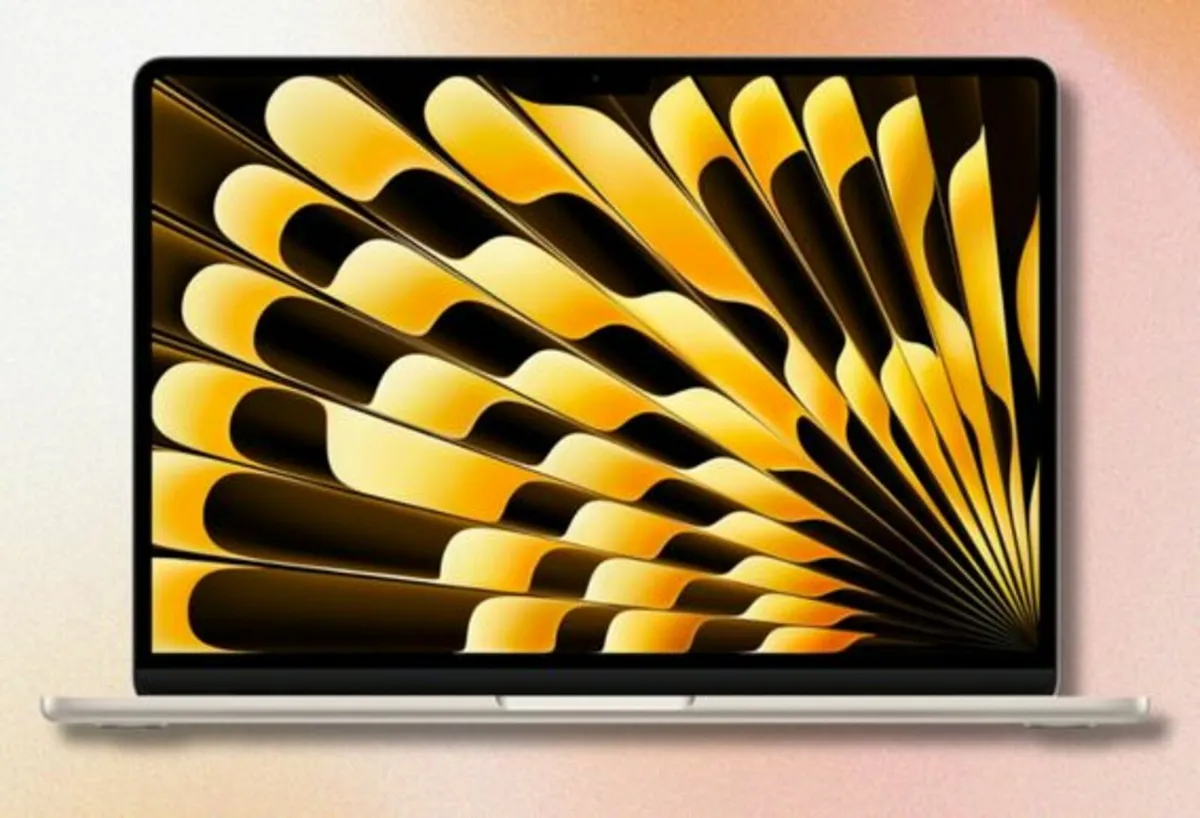 Apple MacBook Air 13-inch , M4, 2025 edition - Image 3