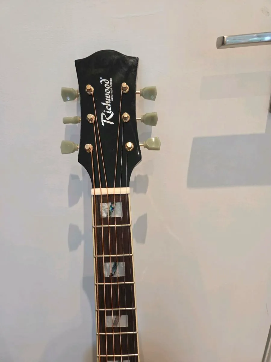 Brand new classic guitar - Image 2