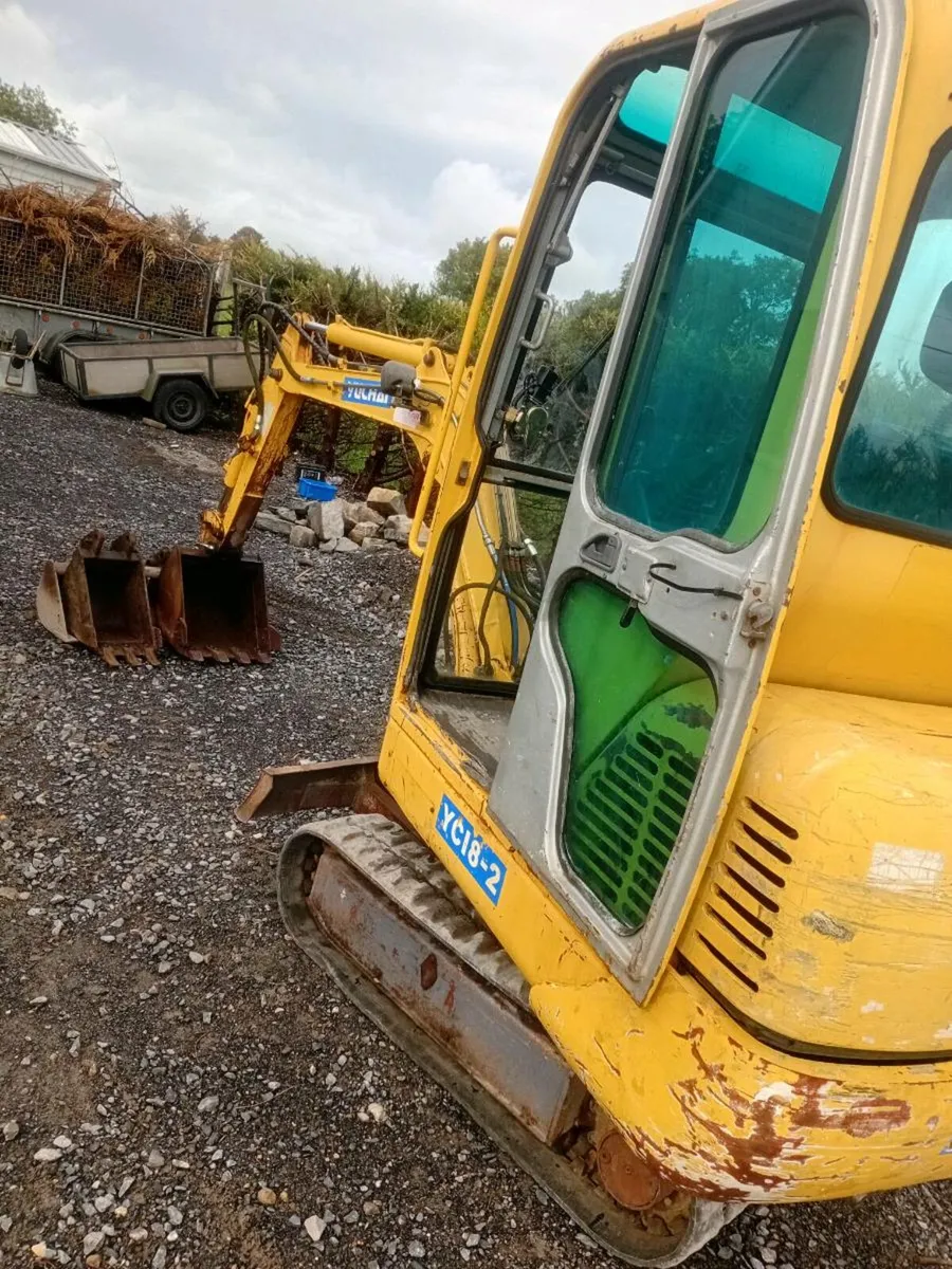 1.8 tonne minidigger for sale - Image 3