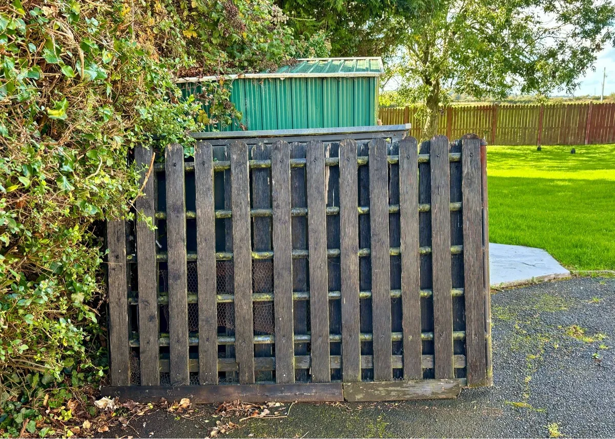 Gates Two Free