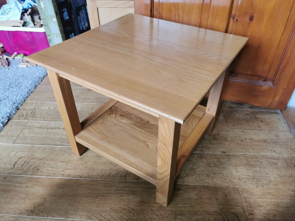 Oak coffee table - Image 1