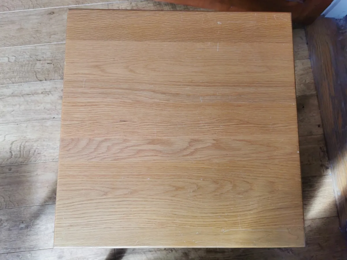 Oak coffee table - Image 2