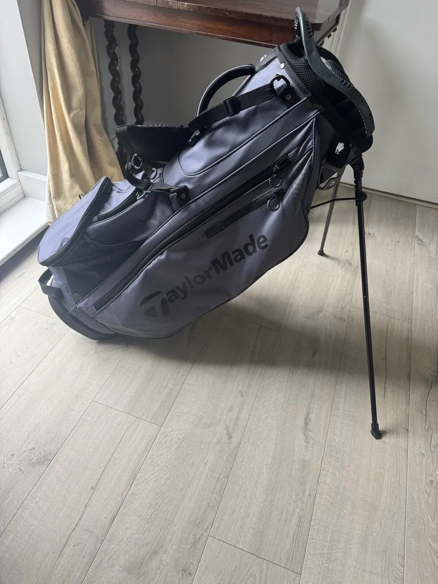 TaylorMade Pro Golf Stand Bag - Image 1