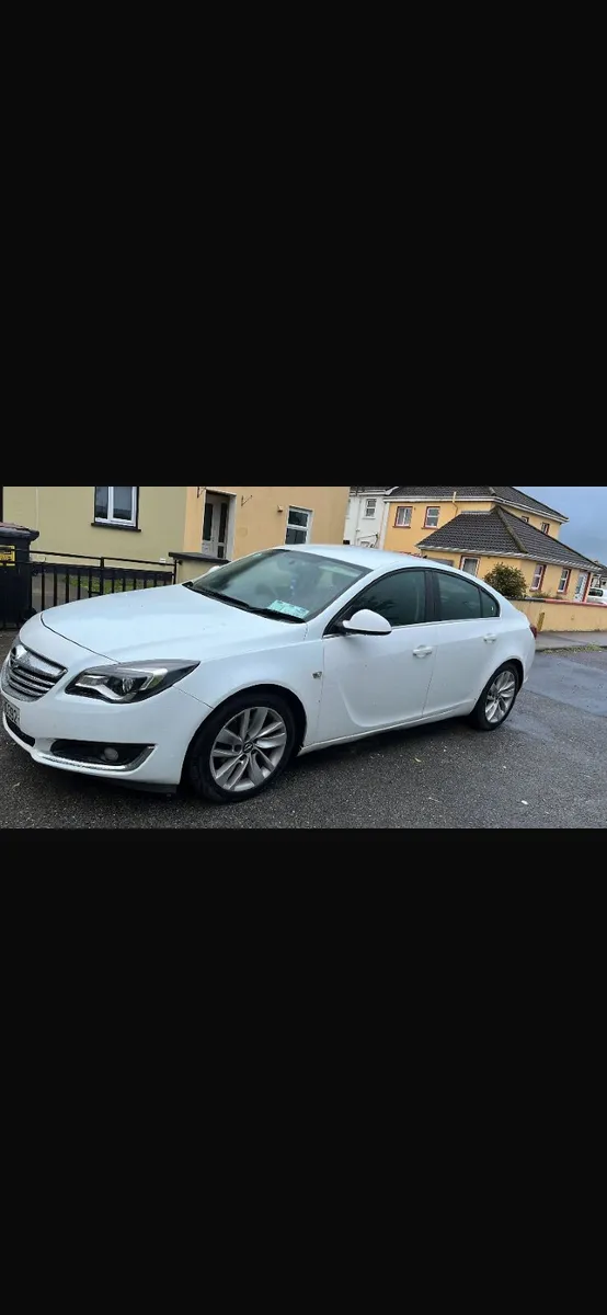 Opel Insignia 2015 - Image 1