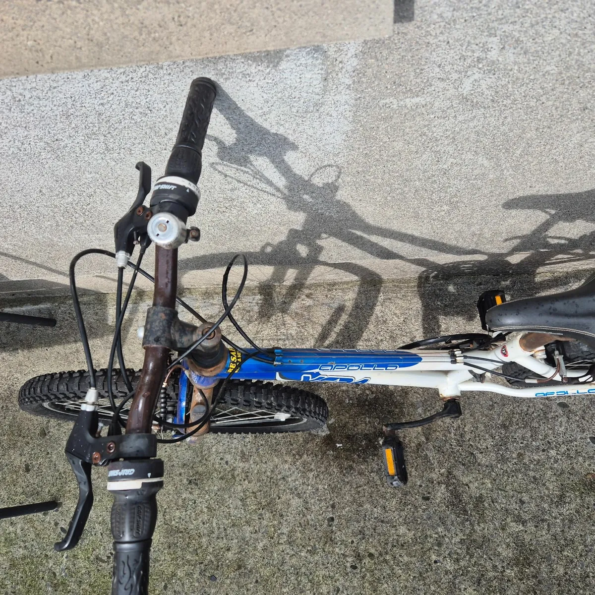 bicycle - Image 2