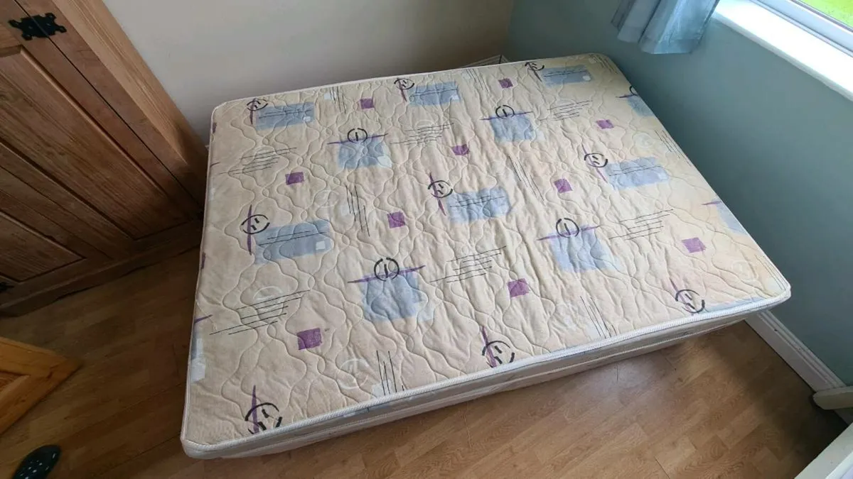 Double Bed with Mattress - Image 3