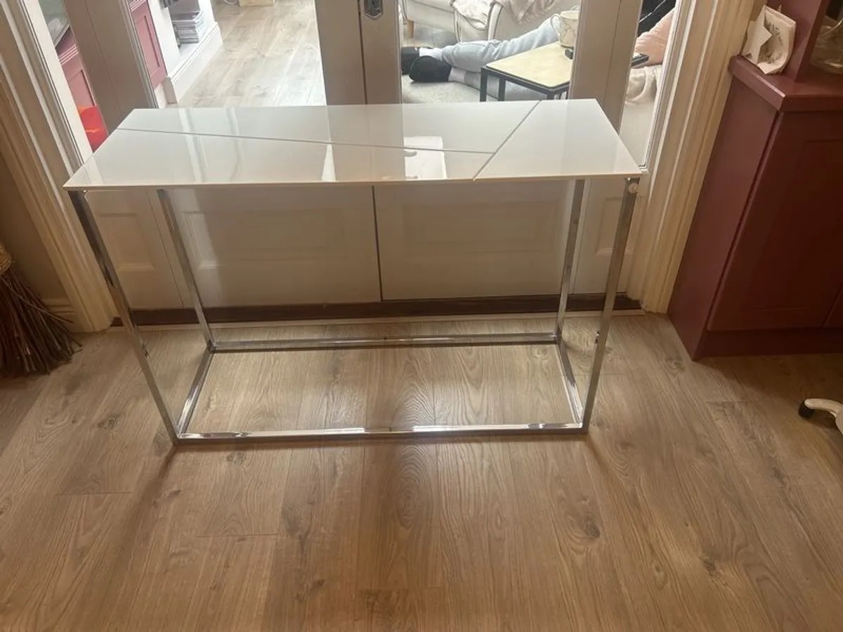 console table - Image 2