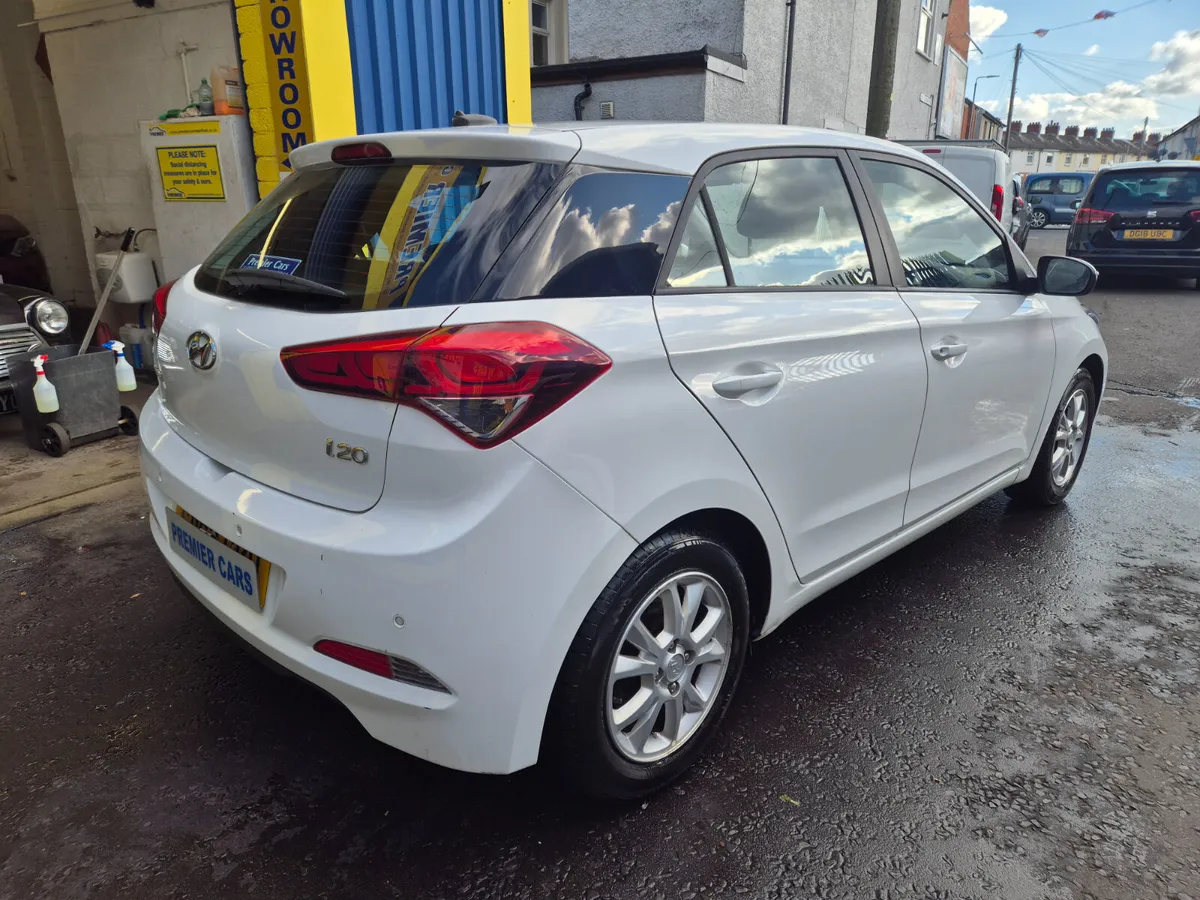 Hyundai i20 2017 - Image 4