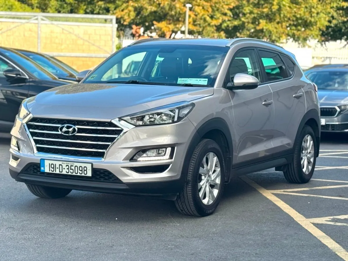 Hyundai Tucson 2WD Executive Petrol  Leather  Rar - Image 1