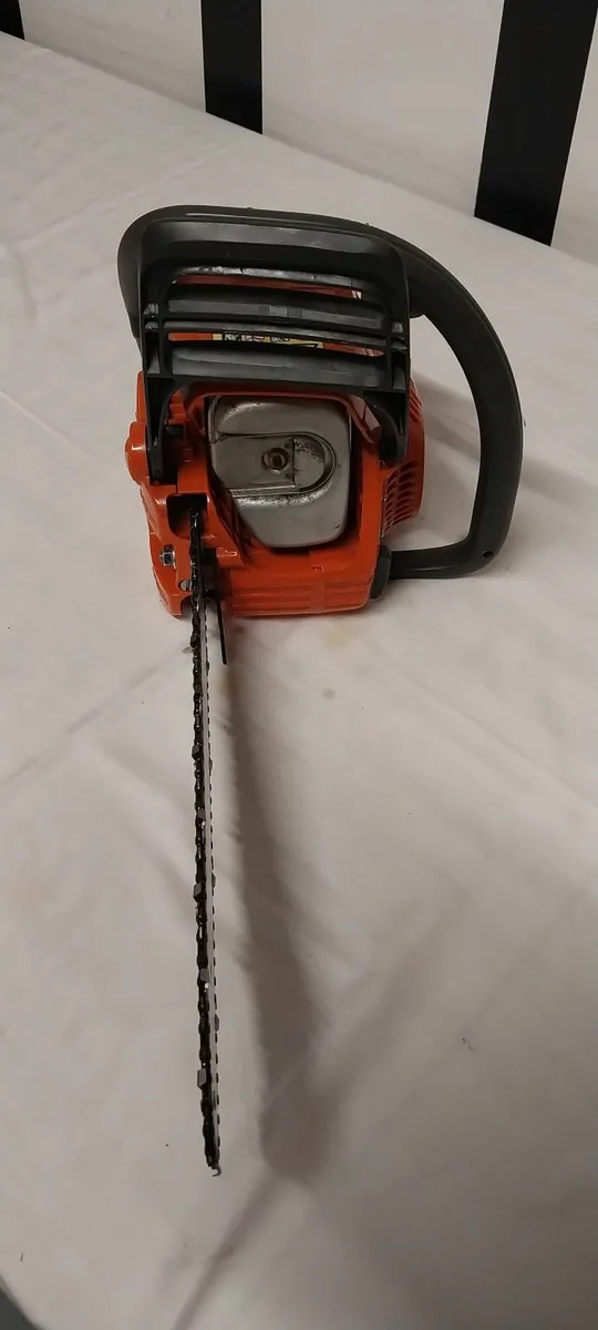HUSQVARNA CHAINSAW - Image 4