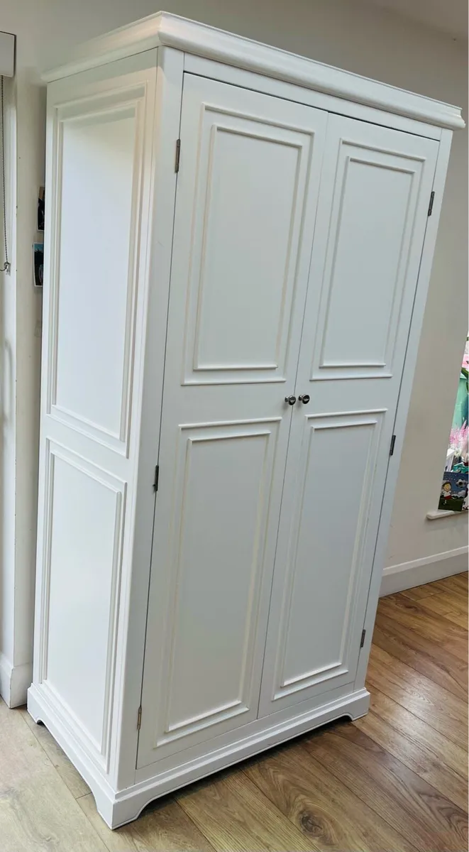 Wardrobe - Image 2