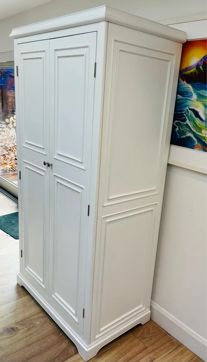 Wardrobe - Image 3