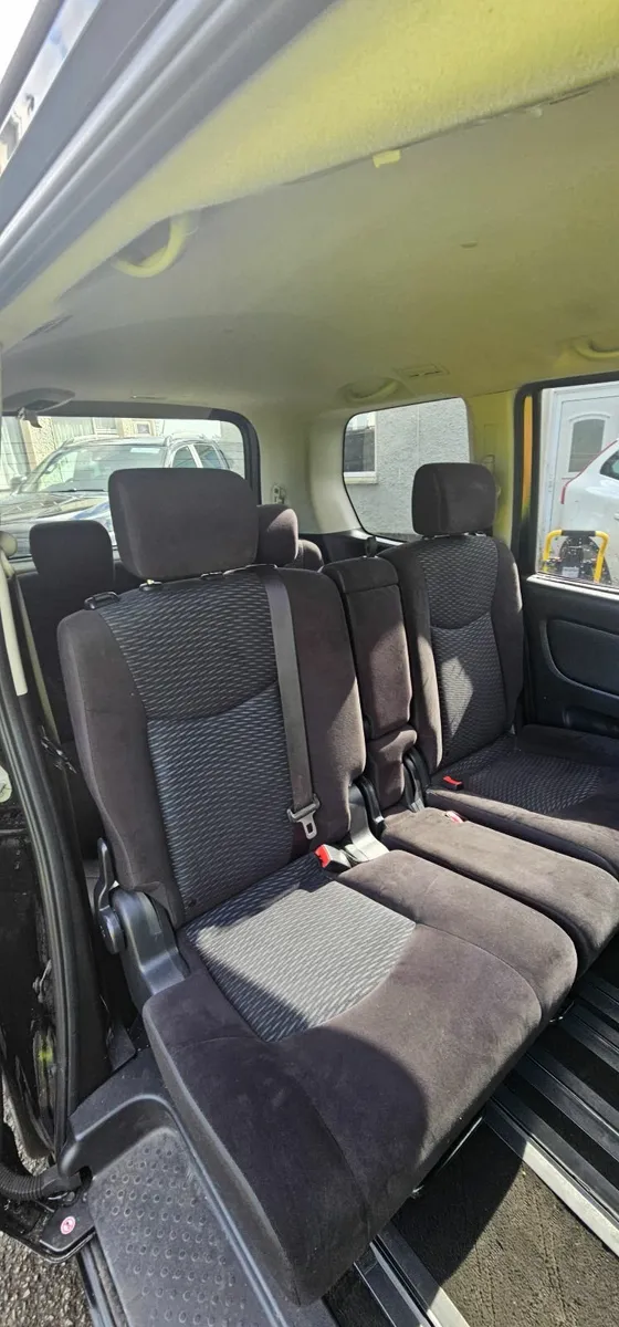Nissan Serena 2014 - Image 2