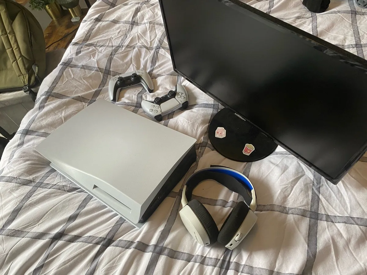 Ps5 set - Image 1