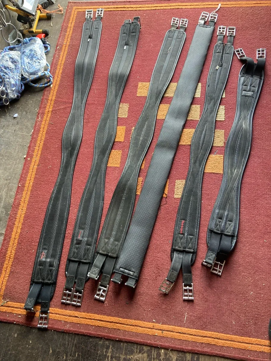 Job lot synthetic girths - Image 2